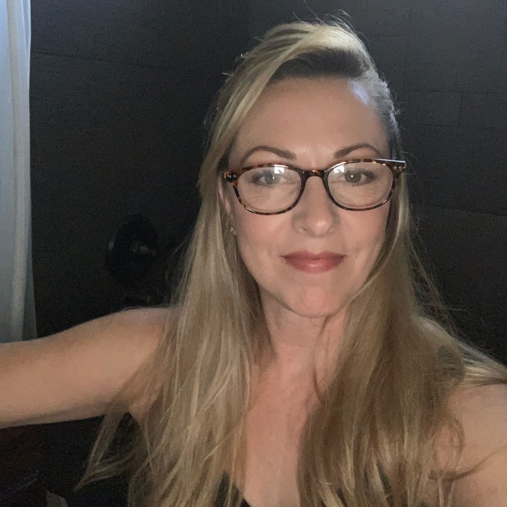 Meet your Posher, Danelle